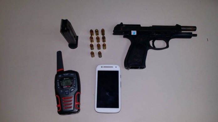 
Agentes del precinto Calle Loiza arrestan hombre con pistola robada 
