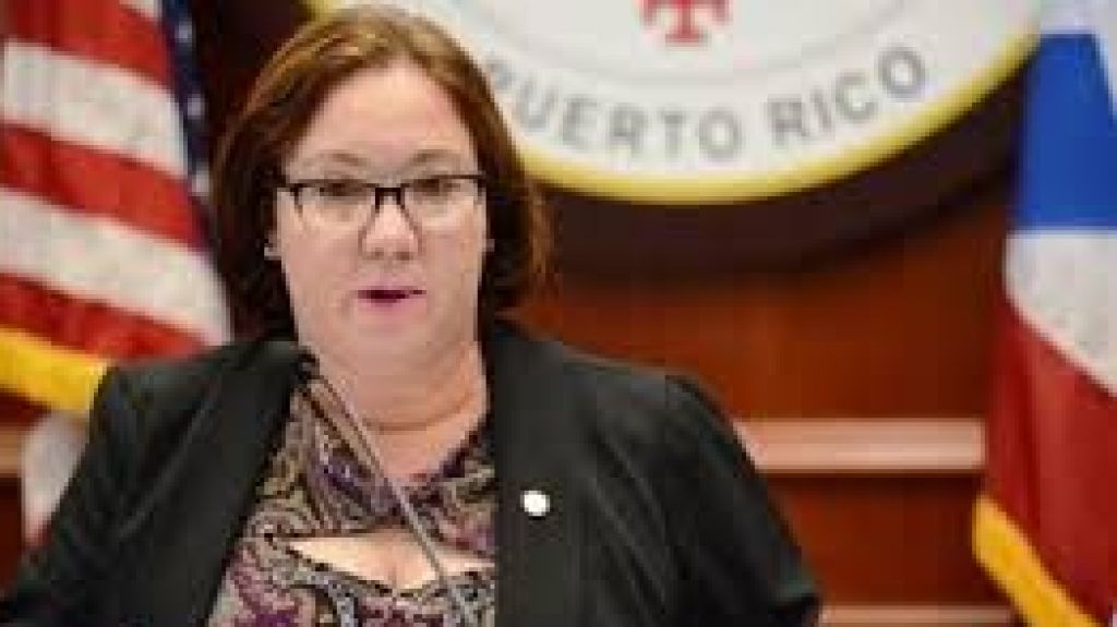  Representante cabildea para que avance construcci&oacute;n de puente en San Sebasti&aacute;n 