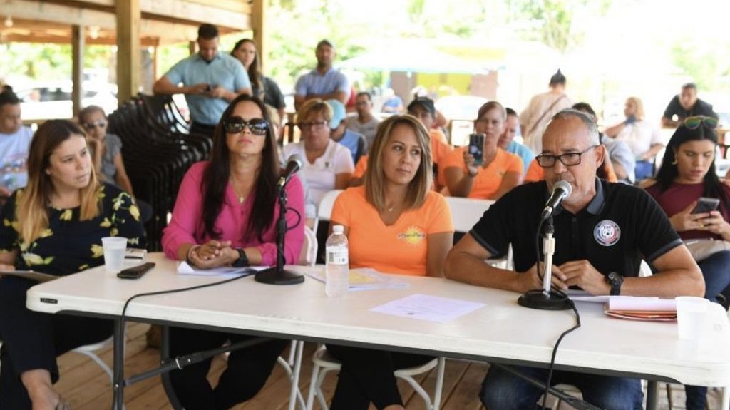  Comisi&oacute;n cameral traslada sus trabajos a facilidades del balneario de A&ntilde;asco que permanece cerrado desde el hurac&aacute;n Mar&iacute;a 