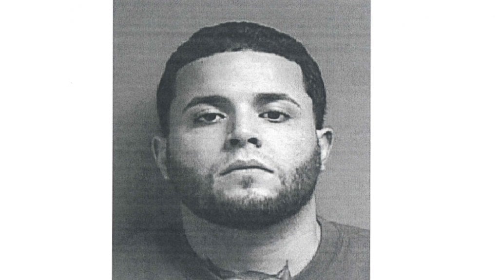  Se presume armado y altamente peligroso, Buscan reggaetonero por asesinato en Gurabo 