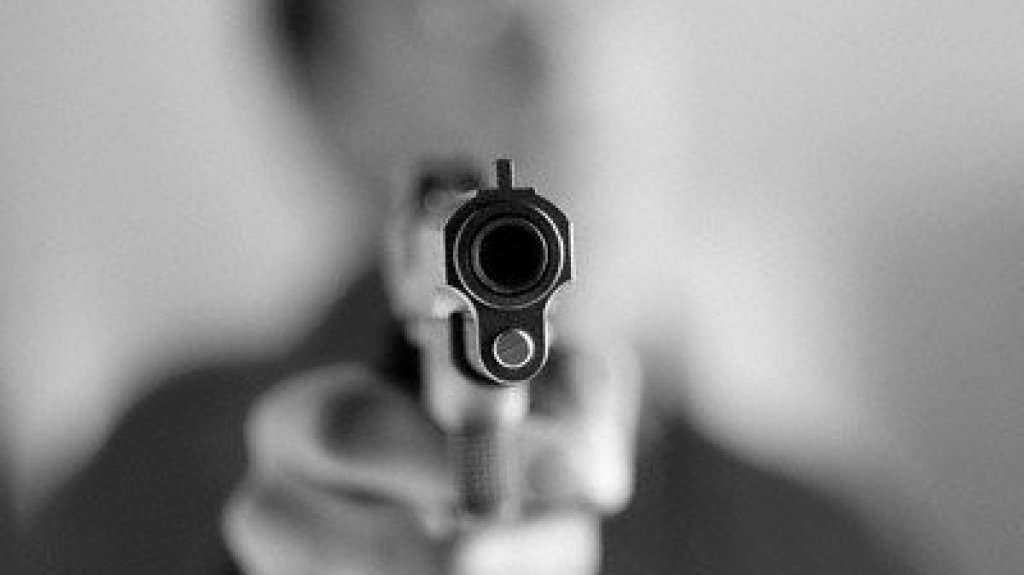  Asaltan a mano armada a hombre frente a un bancoHato Rey 