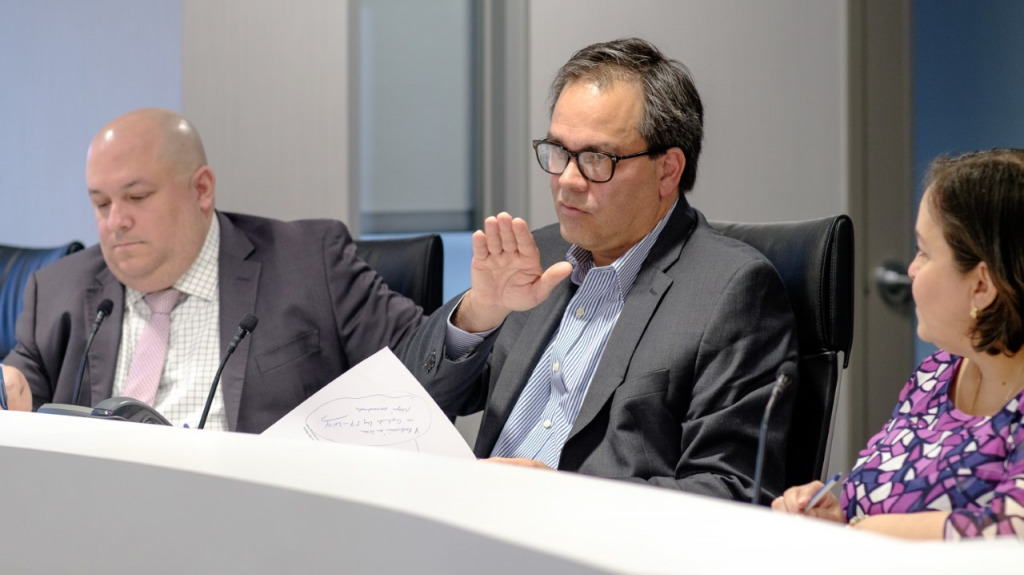  Aprueban bajar 2.75 centavos el kilovatio-hora para agosto y septiembre 