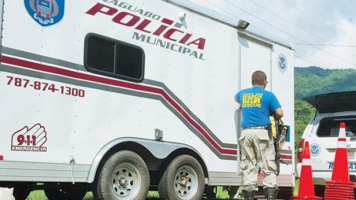 Rescatan a nueve jÃ³venes atrapados por crecida de rÃ­o Blanco