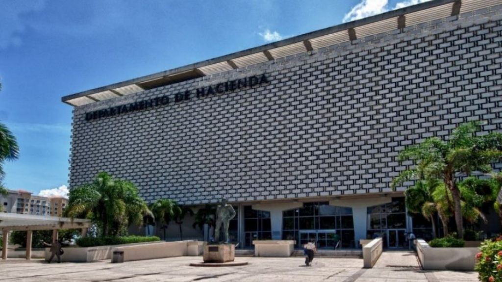  Hacienda realiza compras por 1.5 mill&oacute;n de d&oacute;lares de forma irregular y 14 subastas por 2.5 millones sin dispensas 