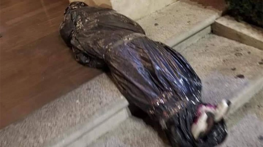  Adorno de Halloween en restaurante provoca indignaci&oacute;n 