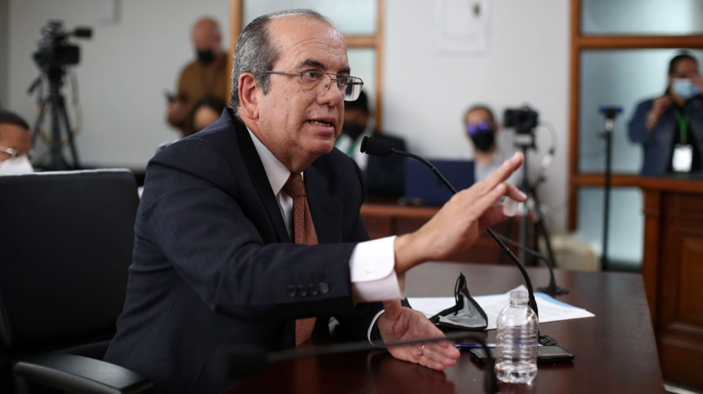  An&iacute;bal Acevedo Vil&aacute; rechaza la inclusi&oacute;n del ELA territorial en Asamblea Constituyente 