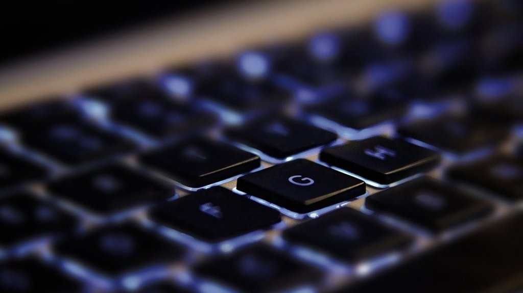  Estudiantes de escuelas p&uacute;blicas de Can&oacute;vanas empiezan a recibir computadoras 