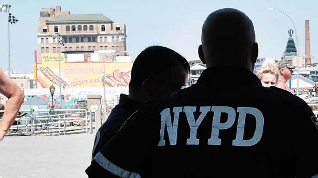  Tiroteo enConey Island de Nueva Yorkdeja 5 heridos 