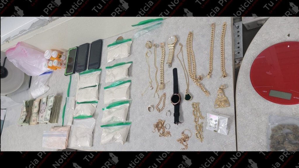  Polic&iacute;a y la DEA arrestan sujeto y ocupan drogas y veh&iacute;culos en Aguadilla 