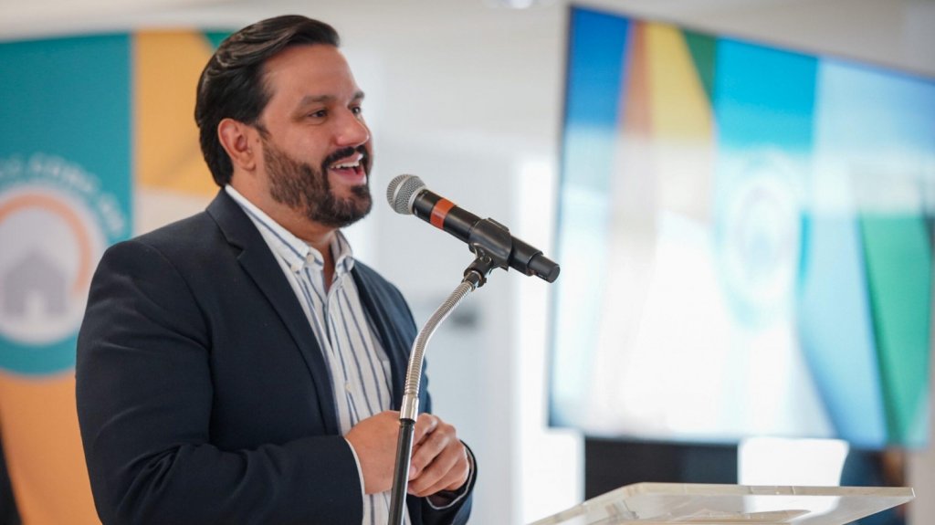  Vivienda capacita a cerca de cinco mil personas para insertarlos en la fuerza laboral 