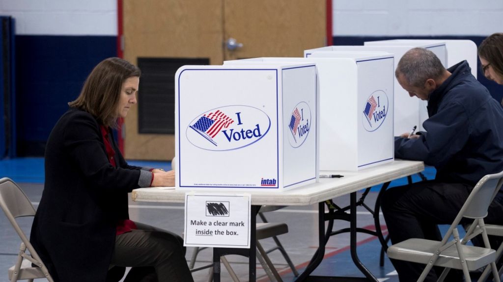  Senado presenta recomendaciones para evitar injerencias electorales 