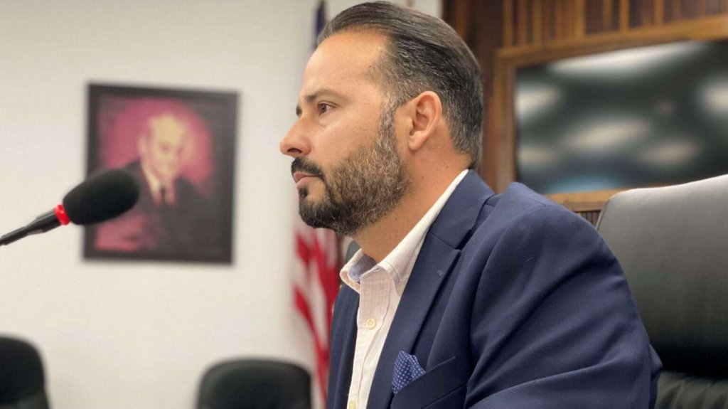  Alcaldes asociados se unen al reclamo de alcalde de Orocovis ante atrasos de Vivienda en la asignaci&oacute;n de fondos federales de reconstrucci&oacute;n 