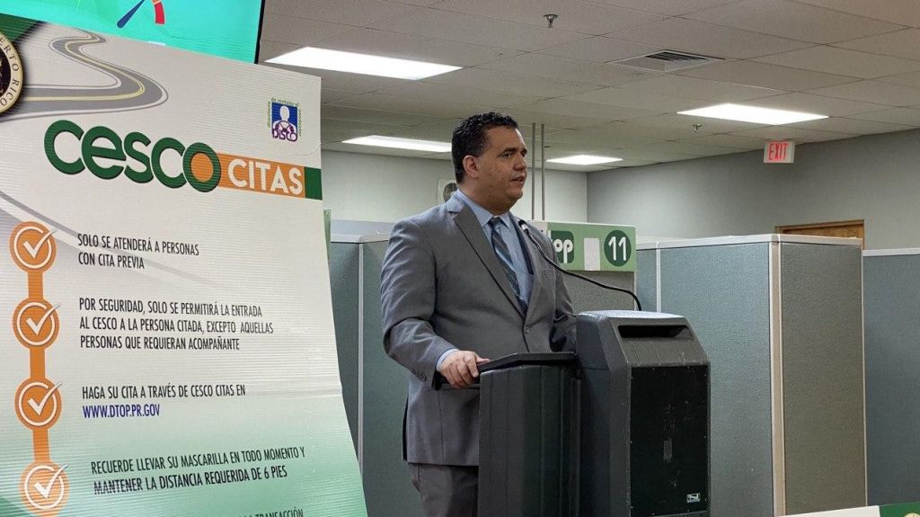  Ciudadanos tendr&aacute;n que sacar cita para realizar los tr&aacute;mites en los CESCO, anuncia secretario DTOP 