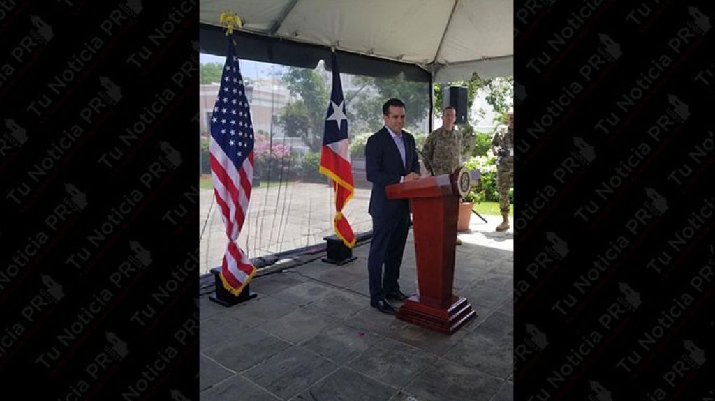  Escuche audio: Gobernador dice eval&uacute;a alternativas para mitigar el aumento en la gasolina 