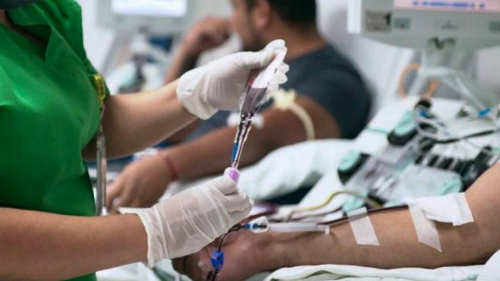  FDA autoriza uso de plasma sanguíneo para tratar covid en EE.UU. 