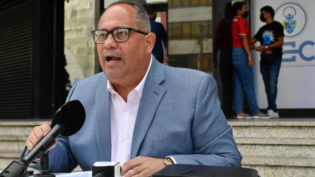  Representante del PPD pide a la gerencia de la AAA que suba el sueldo de sus trabajadores 