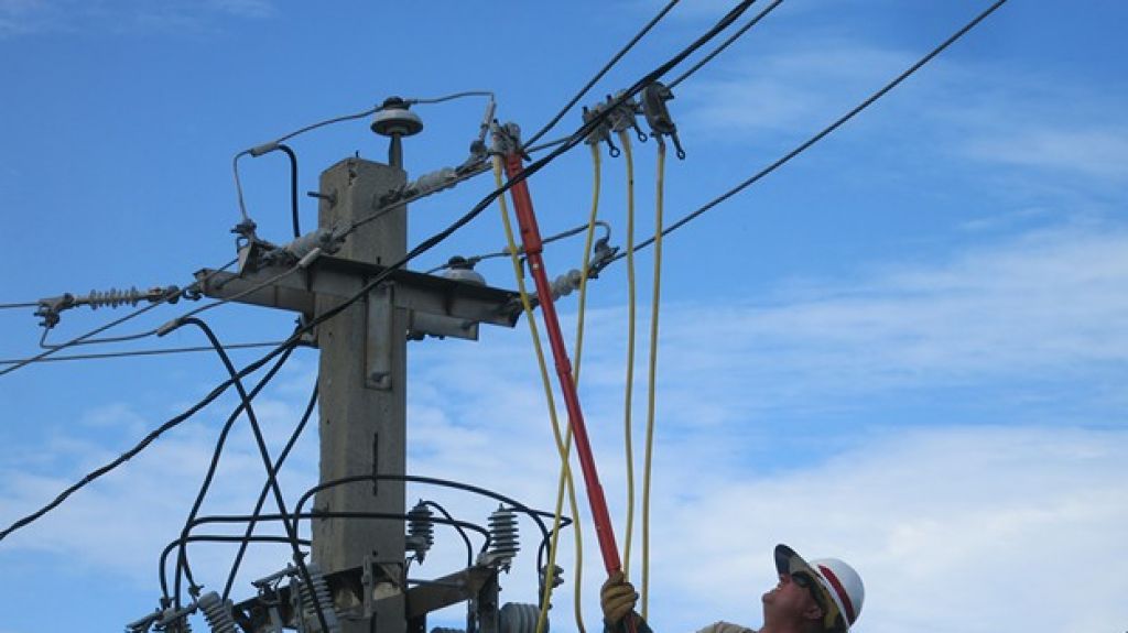 AEE asegura que cuenta con la generaci&oacute;n suficiente para la Isla ante contingencia que pueda reportarse por fen&oacute;meno atmosf&eacute;rico 