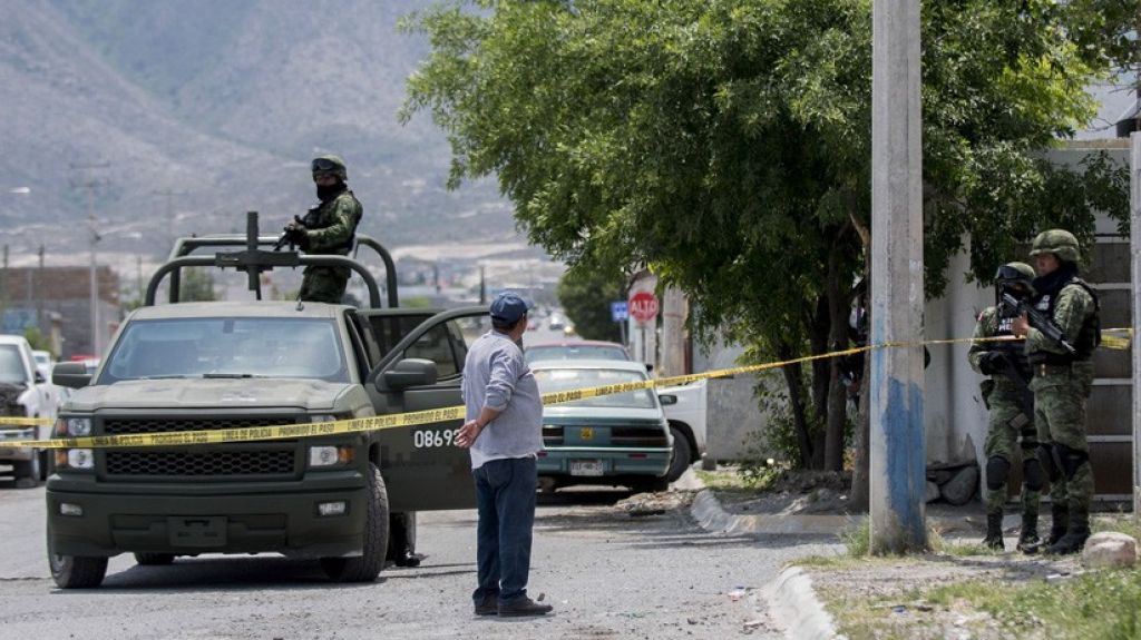  Video: Al menos 14 polic&iacute;as muertos en una emboscada en M&eacute;xico 
