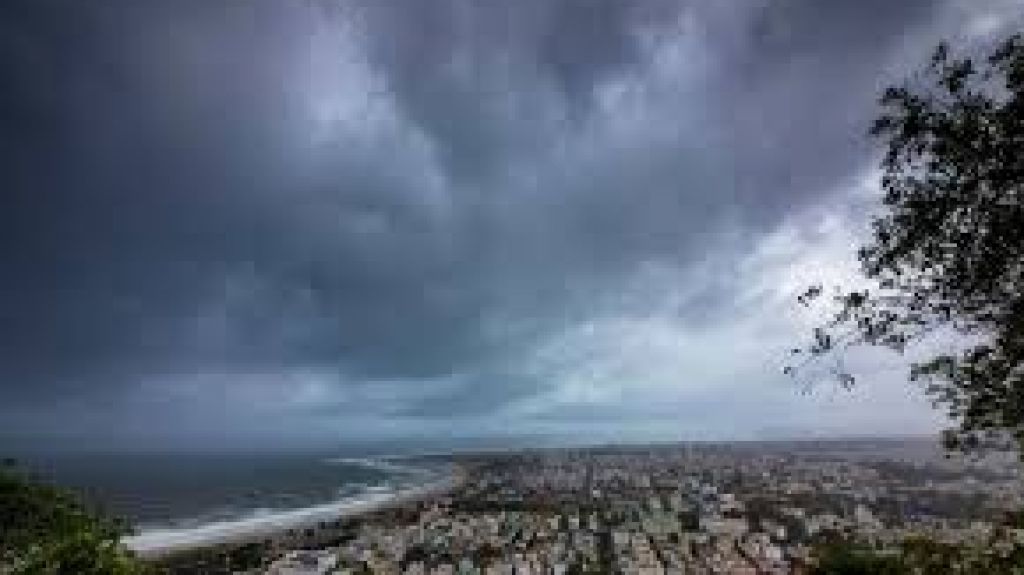  Vea video: Al menos tres muertos en el este de la India por el paso del cicl&oacute;n Fani 