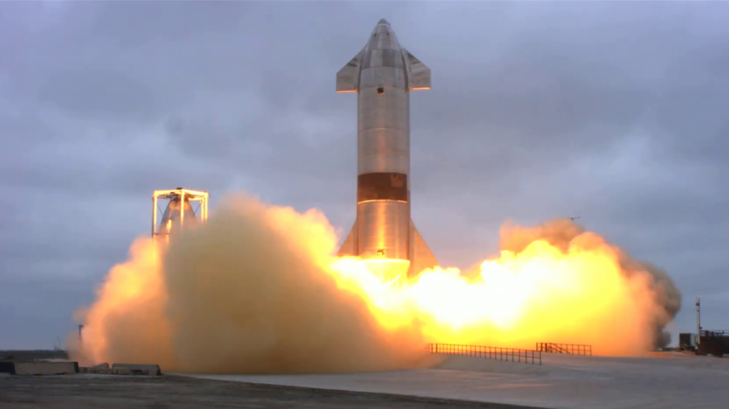  VIDEO:SpaceX logra aterrizar con éxito el prototipo de su cohete Starship tras cuatro fracasos consecutivos 