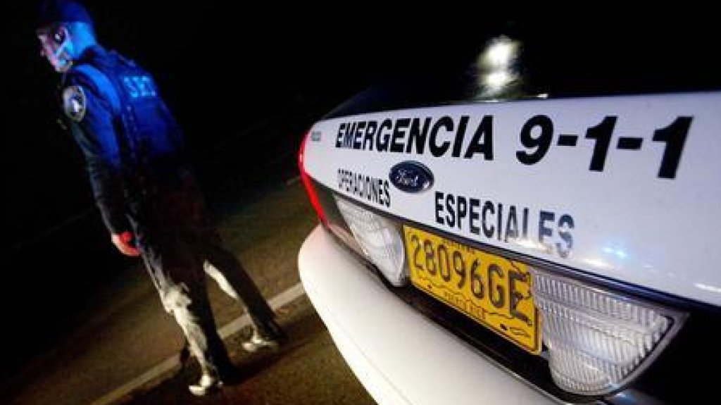  Encuentran cuerpo quemado dentro de un auto incendiado en Cayey 