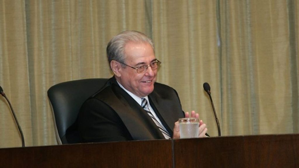  Duelo por muerte de exjuez Baltasar Corrada del Río 