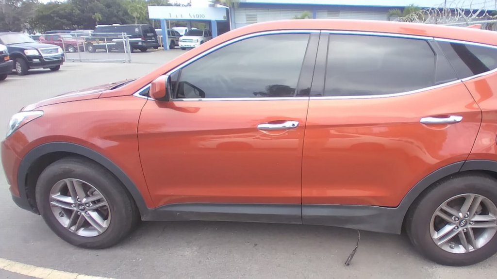  Recuperan en Arecibo un auto hurtado 