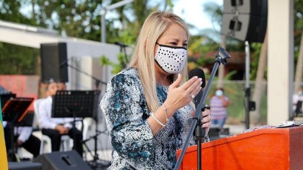  Gobernadora urge a los puertorrique&ntilde;os a responder al Censo 2020 