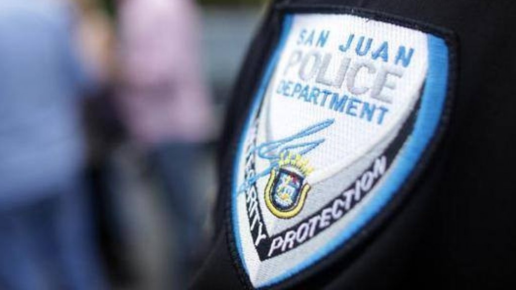  Se le vac&iacute;o una goma del carro en San Juan, dos hombres se detienen, esperan que cambie la goma y le roban el carro 