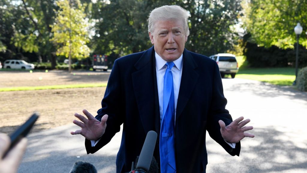  Trump cree que el jefe del Pent&aacute;gono es "dem&oacute;crata" y podr&iacute;a dejar su puesto 