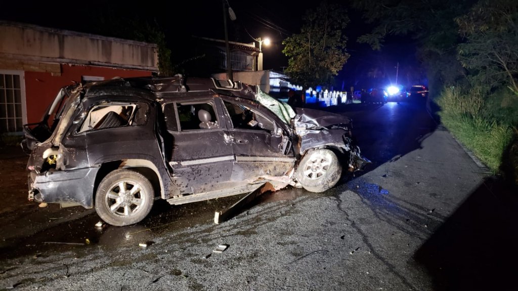  Muere una conductora en un choque en Naguabo 