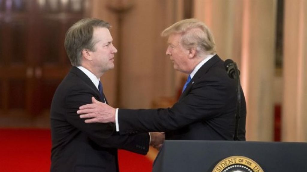  Vea video: Trump declara "inocente" de abusos sexuales al nuevo juez del Supremo 