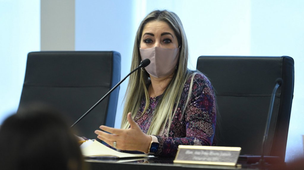  Senadora Keren Riquelme predice que &ldquo;Tatito&rdquo; Hern&aacute;ndez dar&aacute; un golpe de estado en el PPD el pr&oacute;ximo martes 