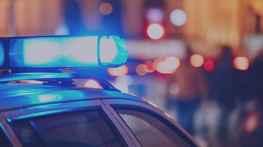 Asesinan hombre y hieren mujer de arma blanca en residencial de Cabo Rojo 