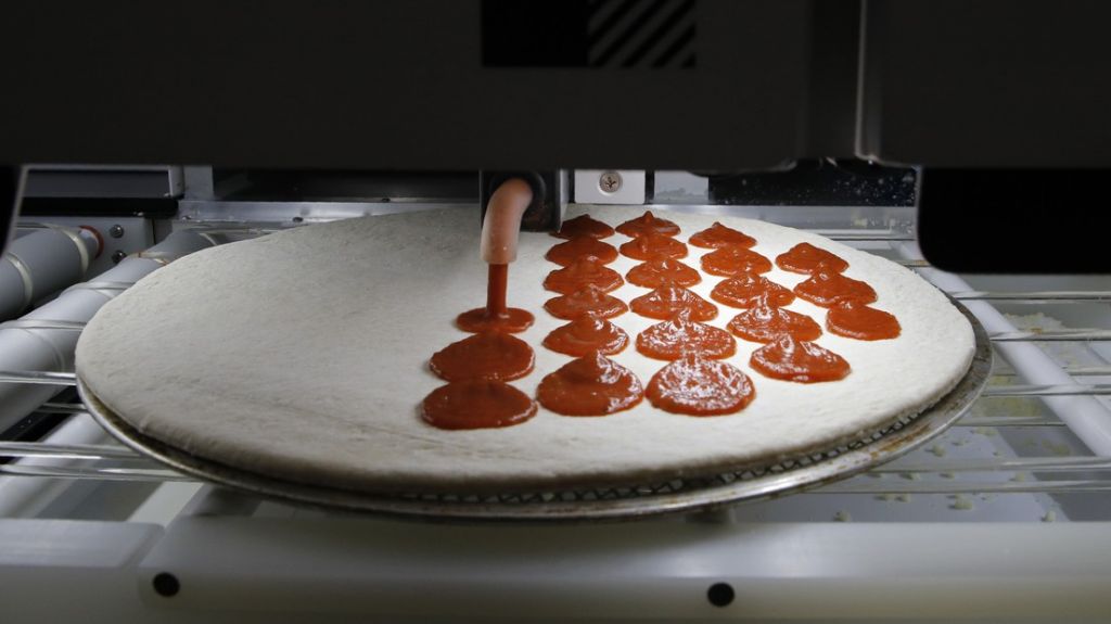  VIDEO: Crean un robot que podr&iacute;a dejar sin empleo a miles de trabajadores del "fast food" 