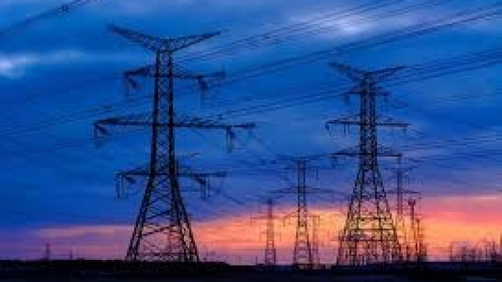  Residentes de Las Piedras llevan m&aacute;s de 200 d&iacute;as sin luz 