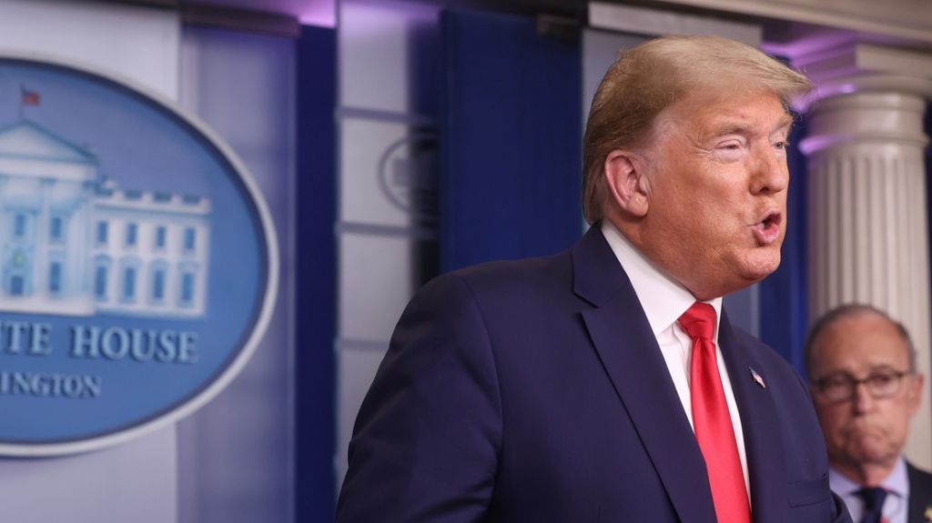  Trump sobre la situaci&oacute;n econ&oacute;mica durante la pandemia del covid-19: "Es una crisis m&eacute;dica, no financiera" 