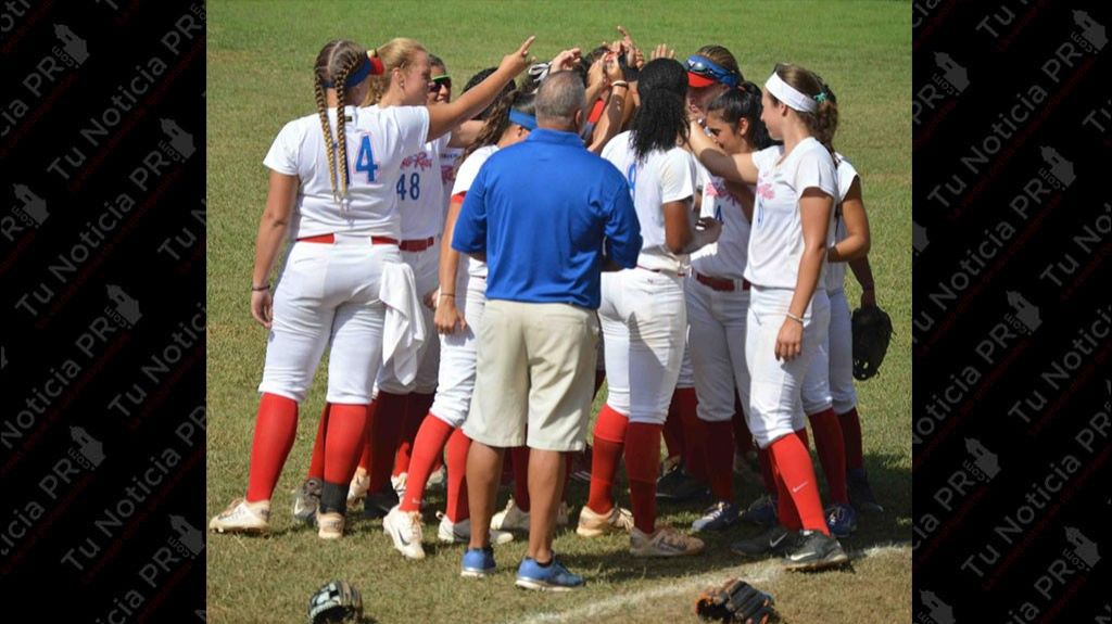  Equipo Nacional parte rumbo al Mundial de B&eacute;isbol Femenino 