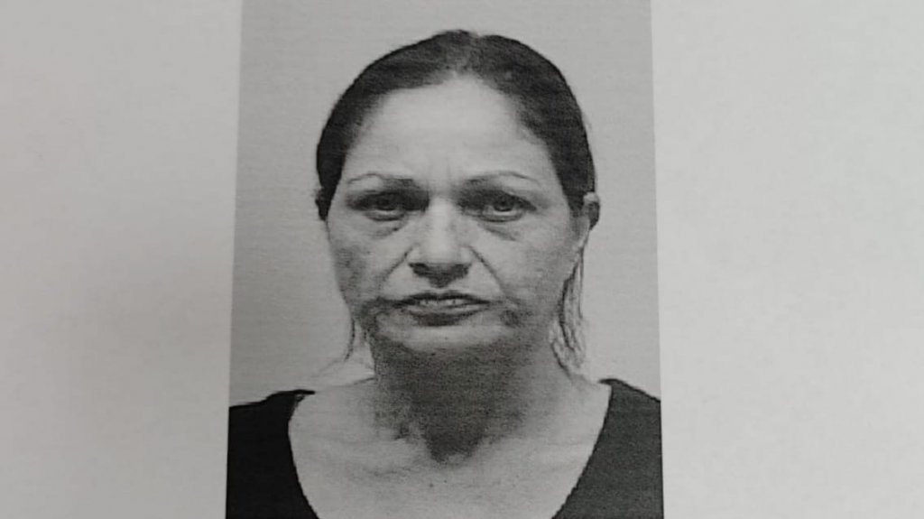  Mujer de 44 a&ntilde;os enfrenta cargos por violencia dom&eacute;stica y Ley de Armas 