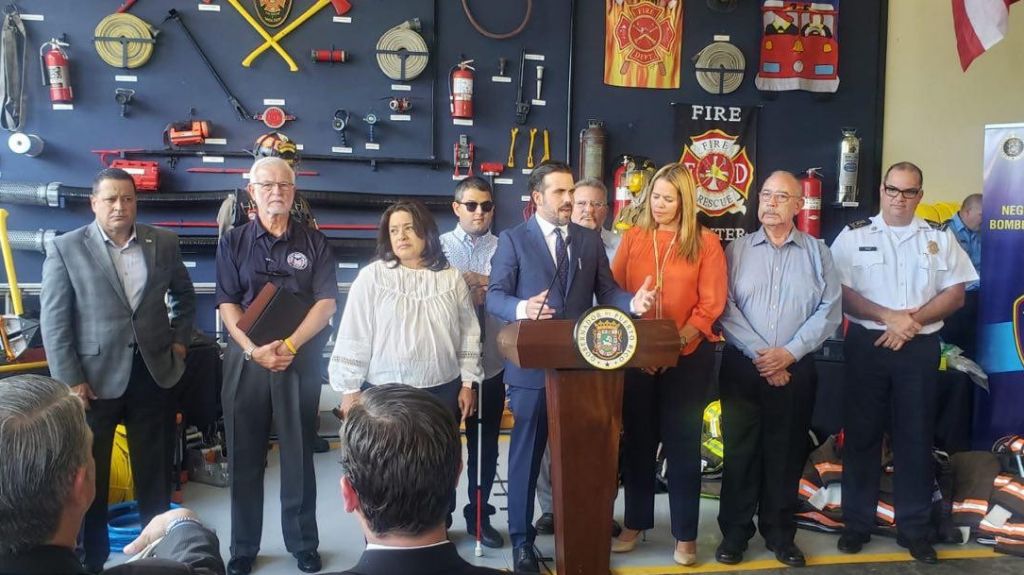  Escuche audio: Gobernador dice gastos de horas extra para escolta de su esposa fueron por el hurac&aacute;n Mar&iacute;a 