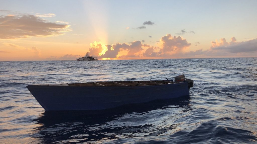  Intervienen con embarcaci&oacute;n con 39 personas en Aguadilla 