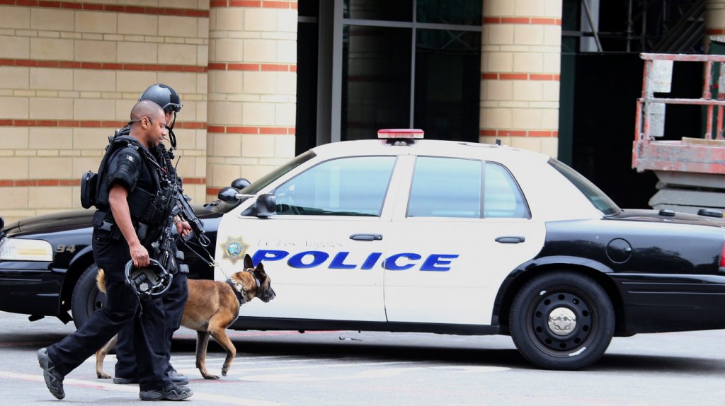  Acusan a 3 polic&iacute;as de Los &Aacute;ngeles por clasificar como pandilleros a detenidos 