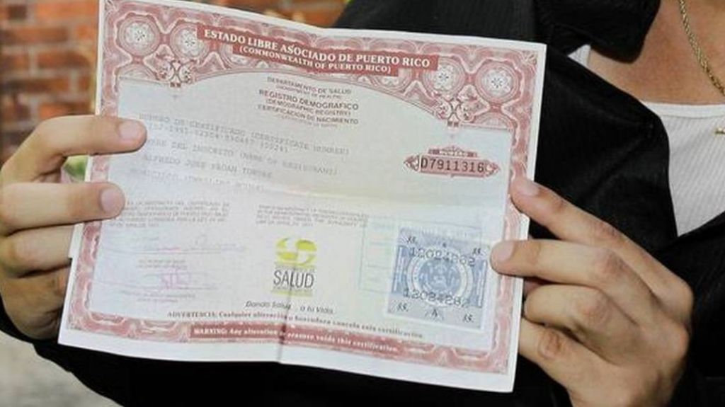  Aliviados demandantes tras orden para corregir certificado de nacimientos a transexuales 