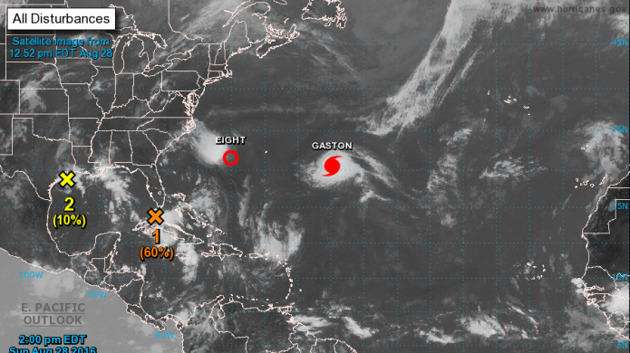 Varios sistemas tropicales en el AtlÃ¡ntico...