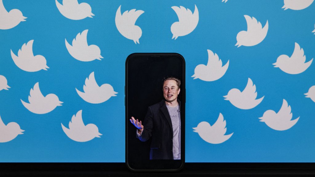  Elon Musk revela bajo qué condición comprará Twitter 