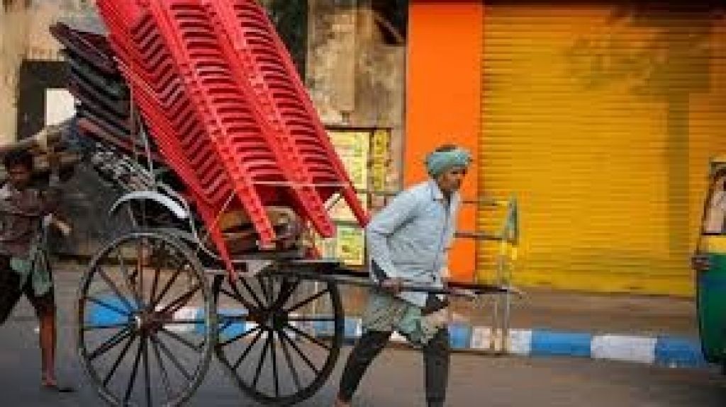  Vea video: Sindicatos indios comienzan una huelga de dos d&iacute;as contra la pol&iacute;tica de Modi 