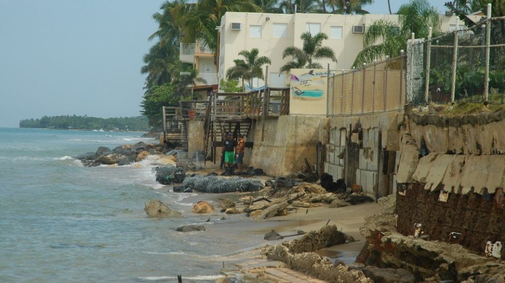 Aprueban medida que atiende el problema de la erosión costera en Puerto