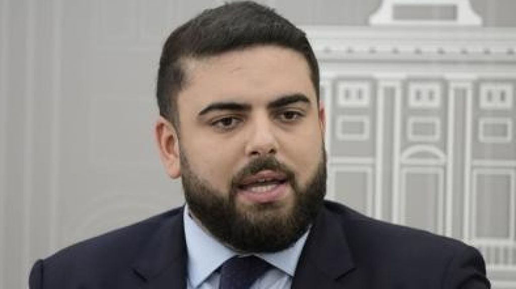  Gobernador a&uacute;n no renuncia seg&uacute;n Anthony Maceira 