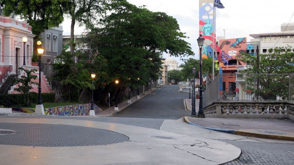 Puerto Rico sufre las medidas contra el COVID-19 en plena crisis econ&oacute;mica 