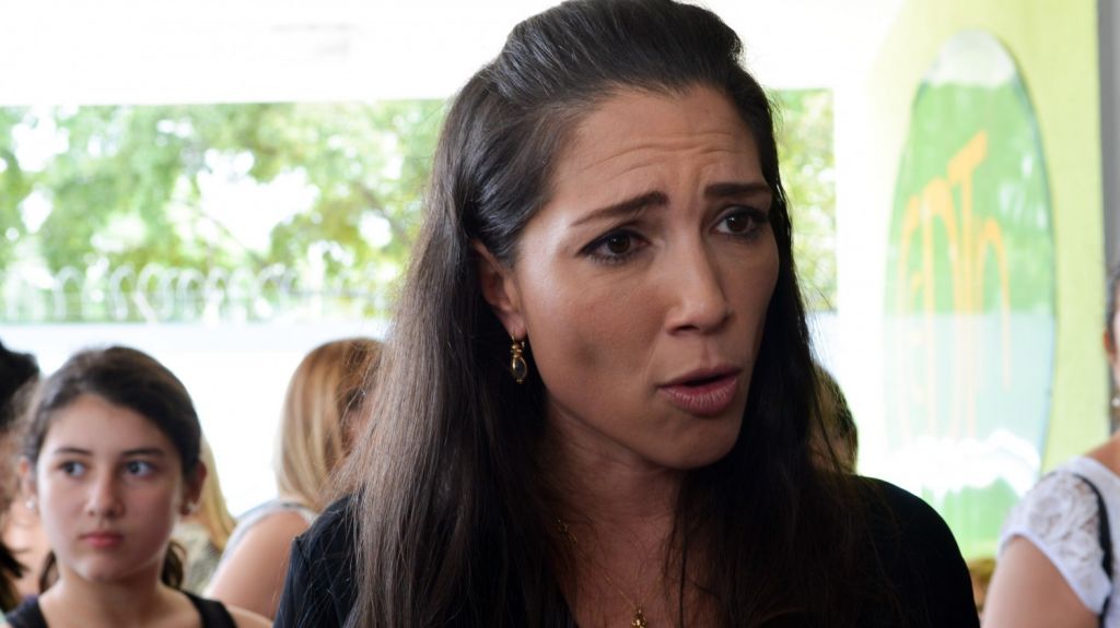  Alexandra L&uacute;garo anuncia su candidatura a la gobernaci&oacute;n por el MVC 